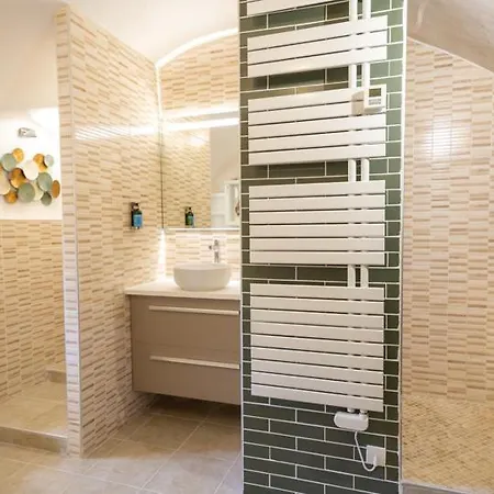 Chateauzen Madières