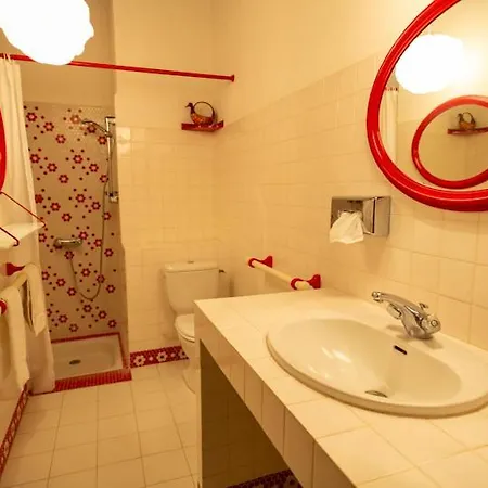 فندق Chateau De - Chateauzen 4*