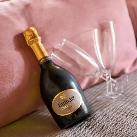 Chateau De - Chateauzen 4*