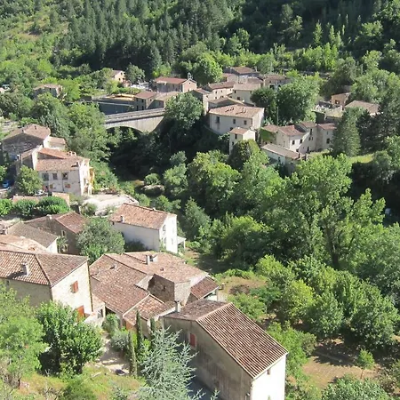Châteauzen Hotel